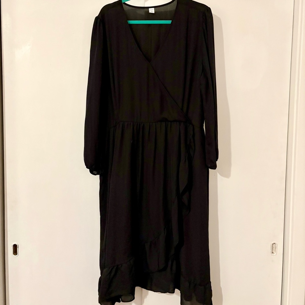 Old Navy Black Long Sleeve Dress - Picture 2 of 4